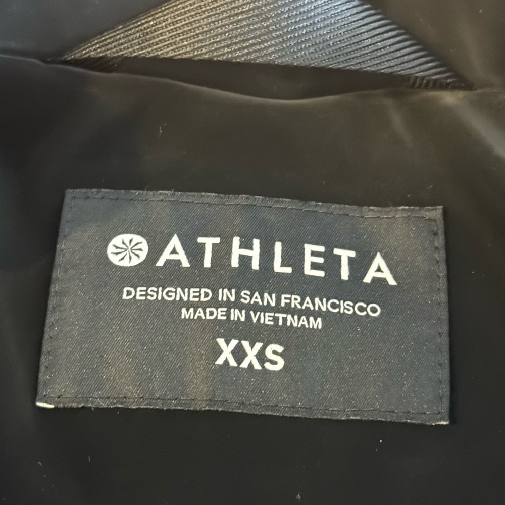 ATHLETA Venice Down Jacket - Picture 4 of 5